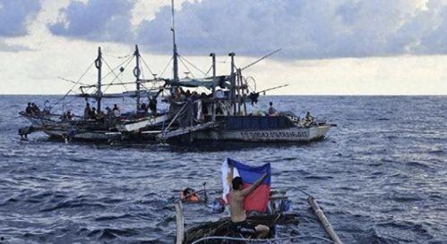 福建南海吃瓜渔船,渔民的悠闲生活与海上奇遇