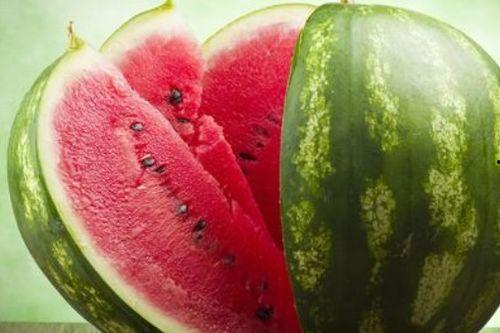 莺母吃瓜群,揭秘娱乐圈幕后趣闻