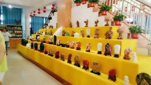 吃瓜小陈的店,探寻美食与欢乐的聚集地